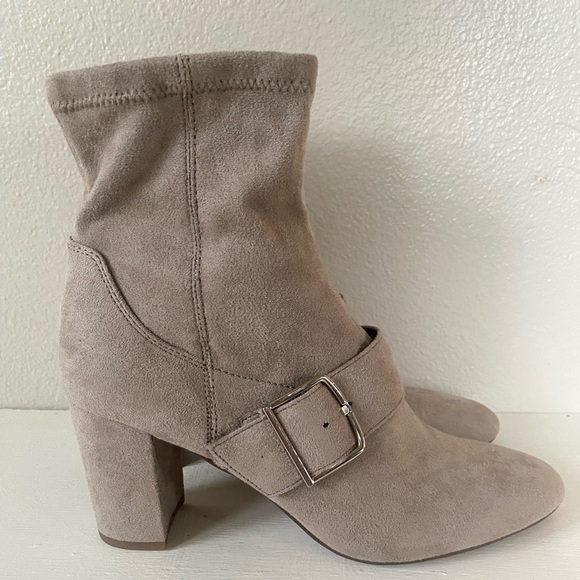 Franco Sarto Eugenia Bootie Grey Size 9 - Picture 2 of 9
